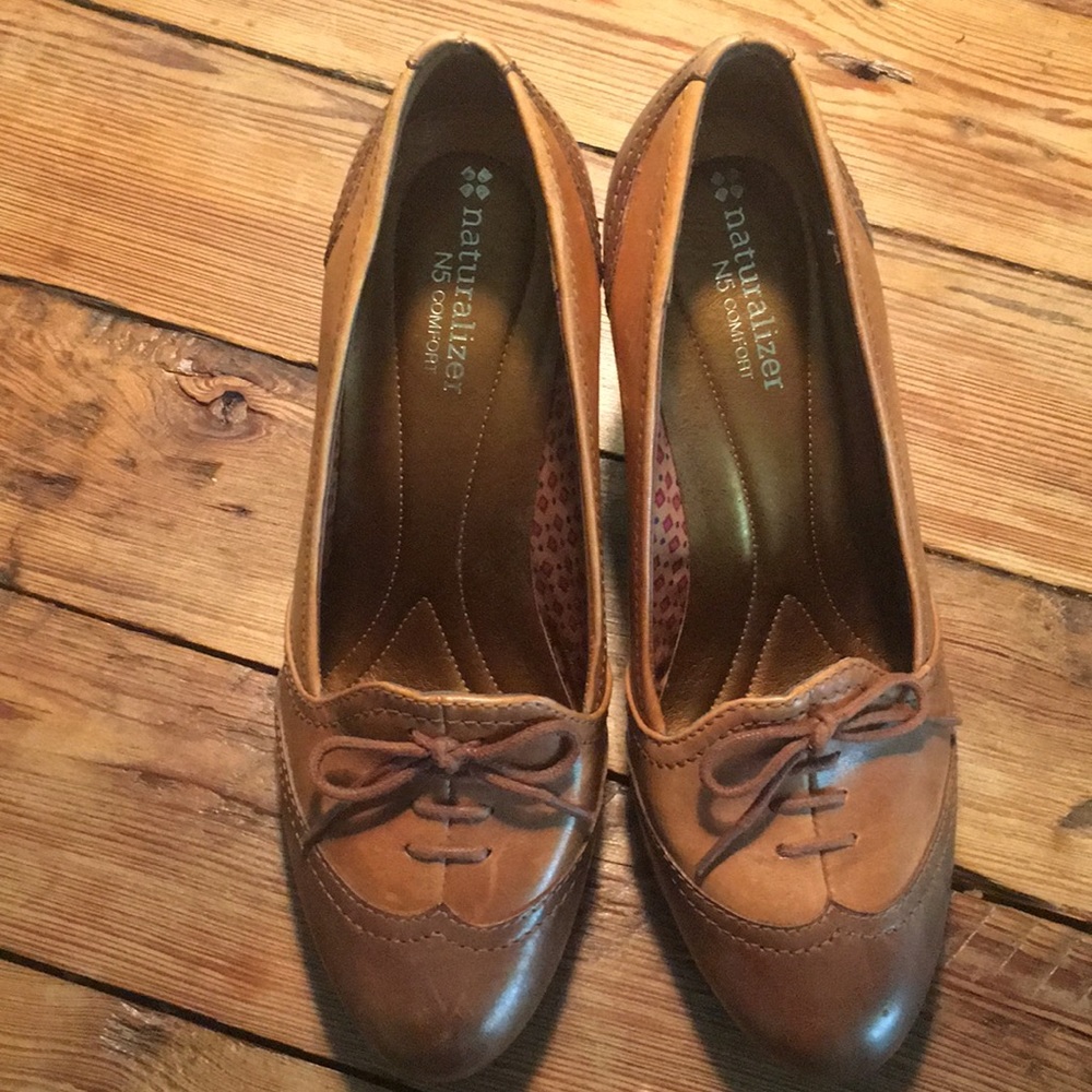 Naturalizer size 8M